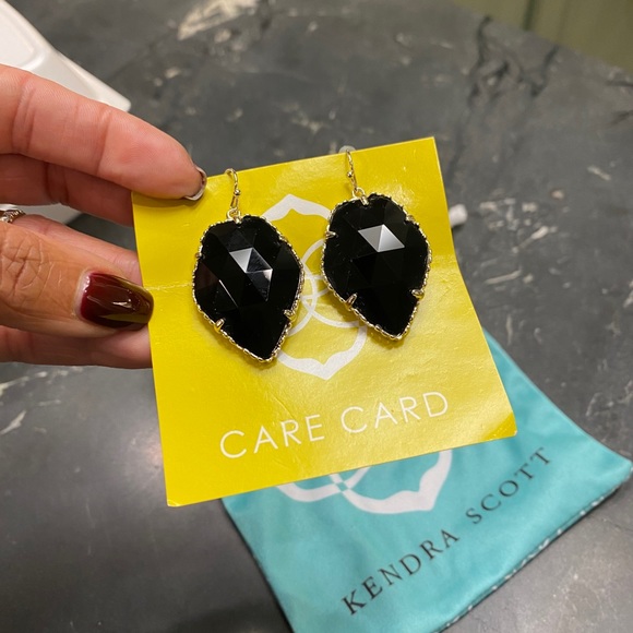 Kendra Scott Earrings - Picture 1 of 3